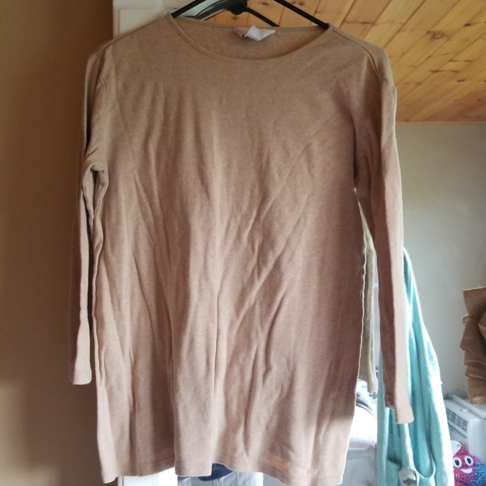 Maternity tshirt